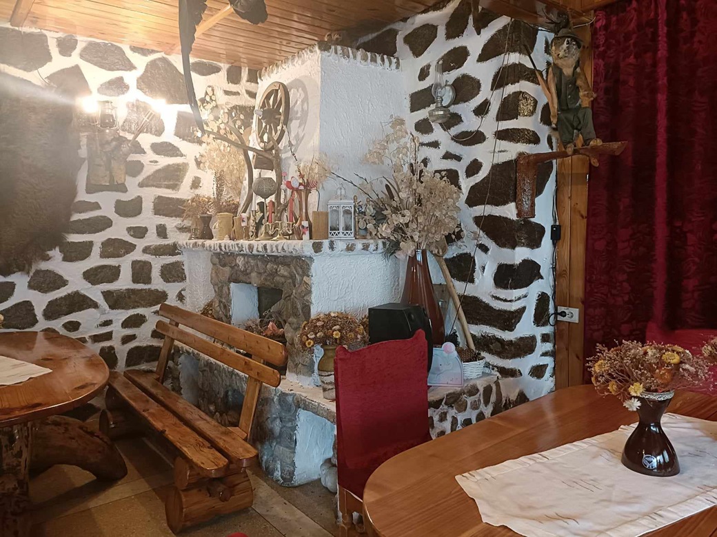 Cazare in Paltinis - PENSIUNEA CURMATURA STEZII - Valea Stezii Cazare in Paltinis - PENSIUNEA CURMATURA STEZII - Valea Stezii