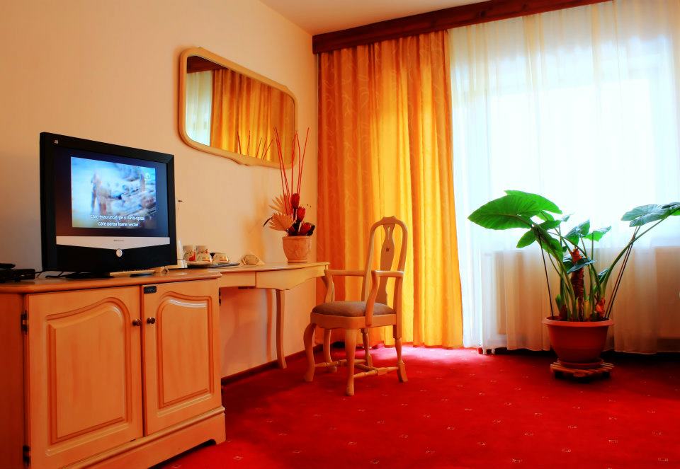 Cazare in Paltinis - PENSIUNEA MAI - Valea Stezii Cazare in Paltinis - PENSIUNEA MAI - Valea Stezii