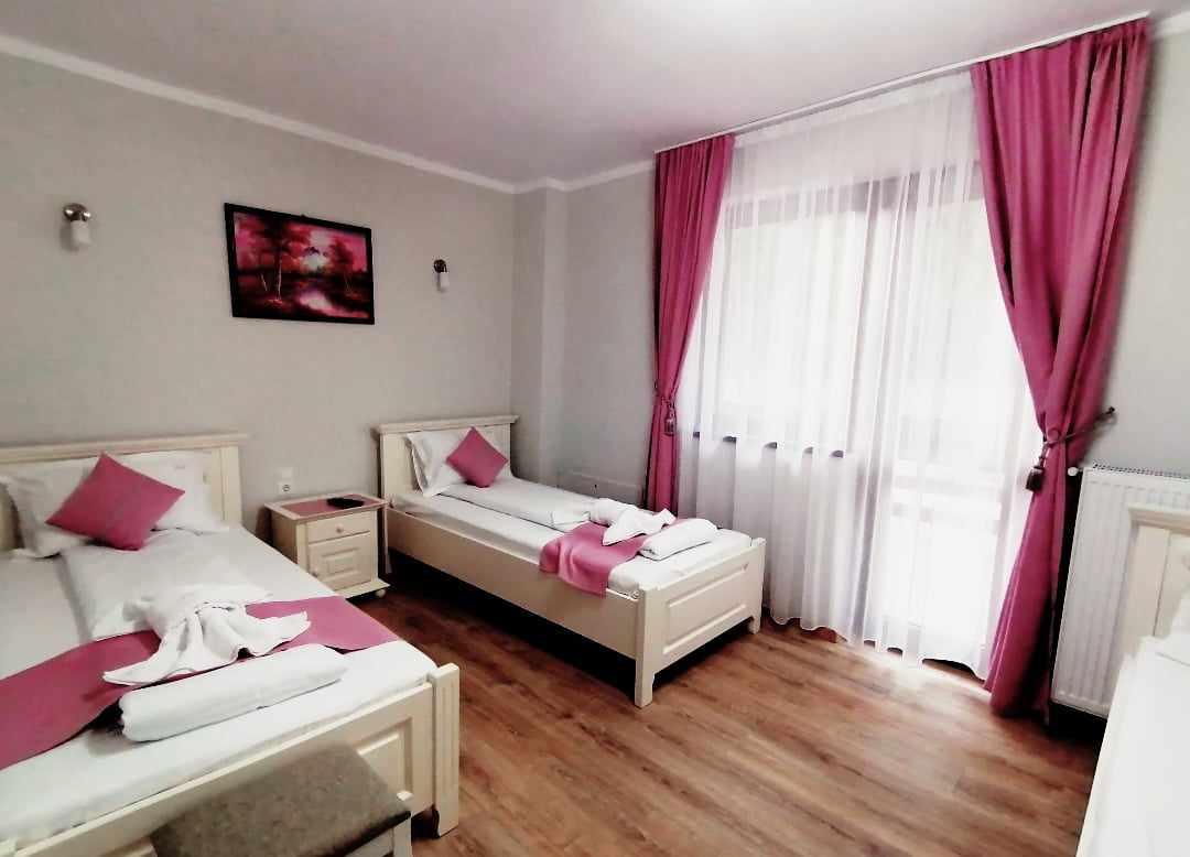 Cazare in Paltinis - PENSIUNEA REGINA MARIA - Paltinis Cazare in Paltinis - PENSIUNEA REGINA MARIA - Paltinis