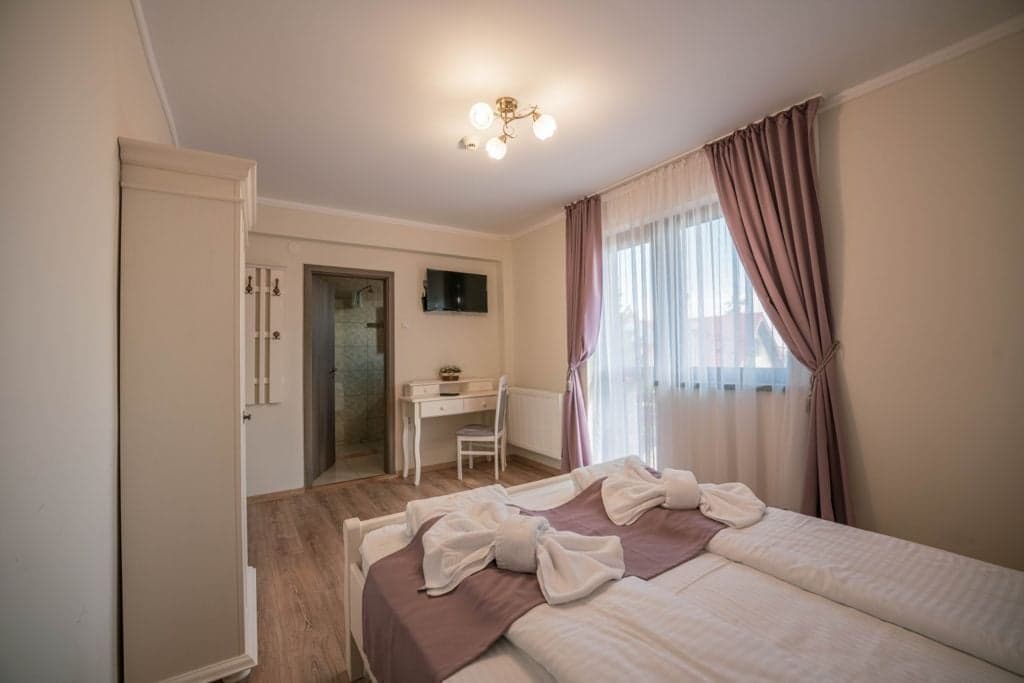 Cazare in Paltinis - PENSIUNEA REGINA MARIA - Paltinis Cazare in Paltinis - PENSIUNEA REGINA MARIA - Paltinis